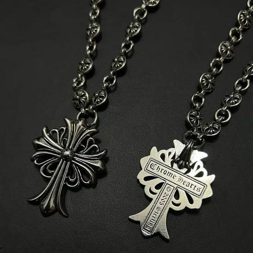 chromeheartnecklace